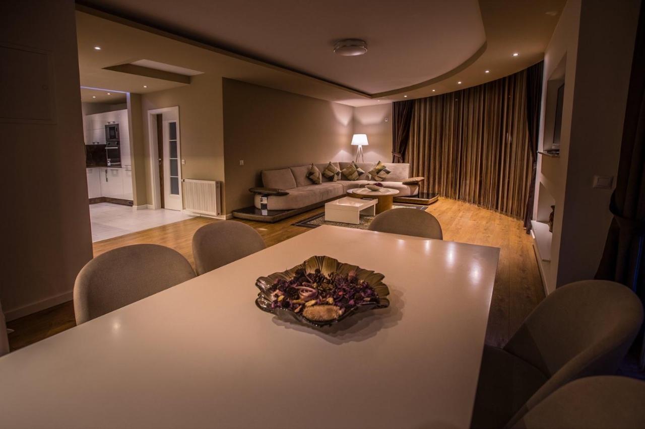 Bentley Apartments Pristina Eksteriør billede